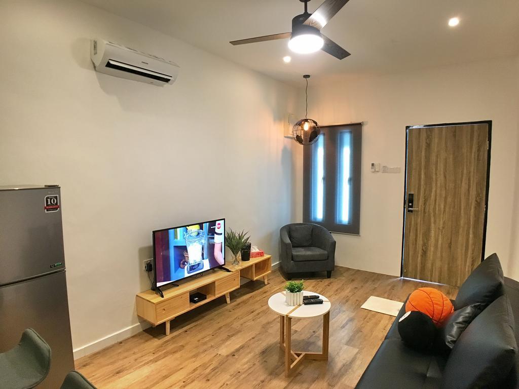 Ibook Gurney George Town